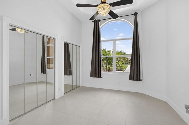 8030 Woodsmuir Drive, Palm Beach Gardens, FL 33412