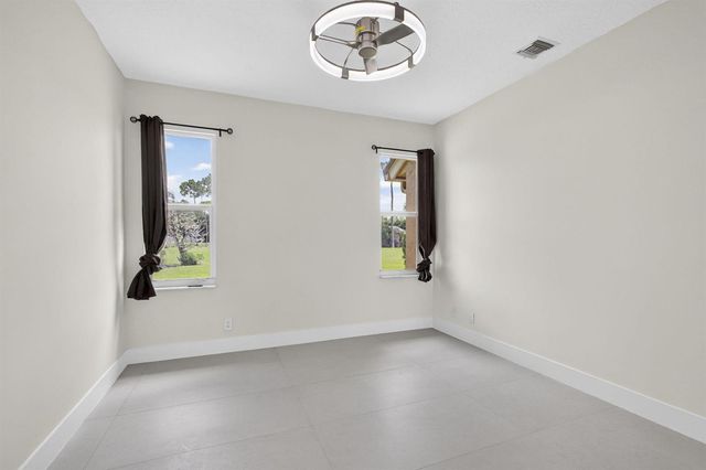 8030 Woodsmuir Drive, Palm Beach Gardens, FL 33412