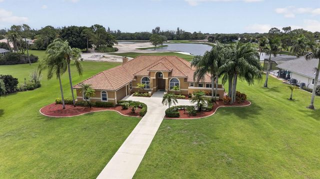 8030 Woodsmuir Drive, Palm Beach Gardens, FL 33412
