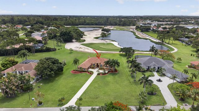 8030 Woodsmuir Drive, Palm Beach Gardens, FL 33412