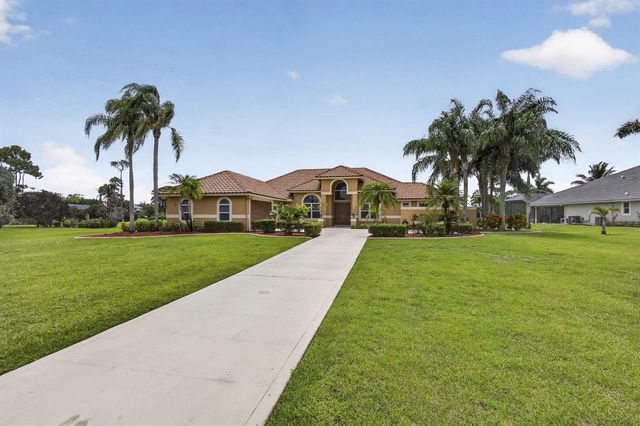 8030 Woodsmuir Drive, Palm Beach Gardens, FL 33412