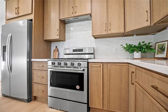 900 E Palm Avenue, Burbank, CA 91501