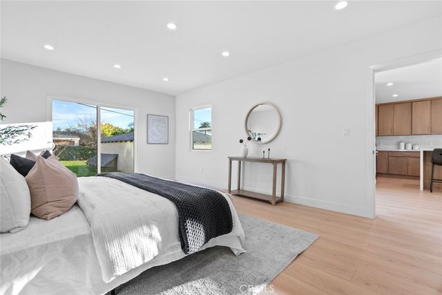 900 E Palm Avenue, Burbank, CA 91501