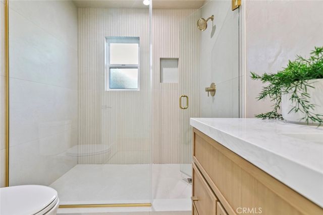 900 E Palm Avenue, Burbank, CA 91501