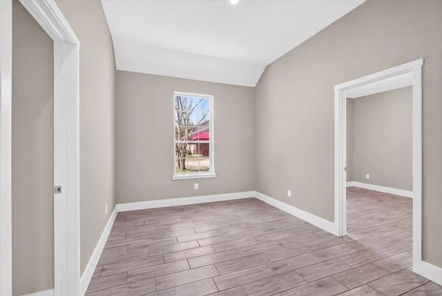 1093 Oak Ridge Drive, Oak Ridge, TX 75160