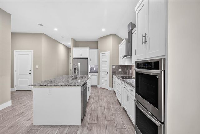 1093 Oak Ridge Drive, Oak Ridge, TX 75160