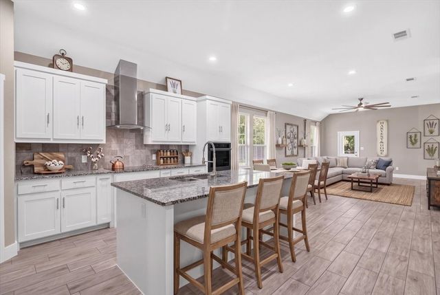 1093 Oak Ridge Drive, Oak Ridge, TX 75160