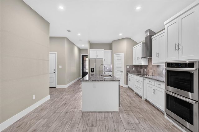 1093 Oak Ridge Drive, Oak Ridge, TX 75160