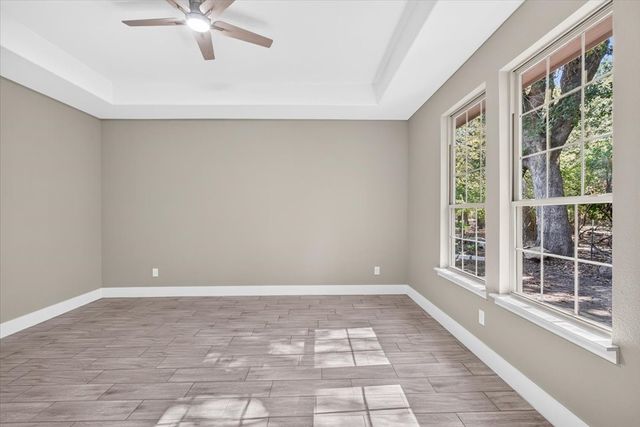 1093 Oak Ridge Drive, Oak Ridge, TX 75160