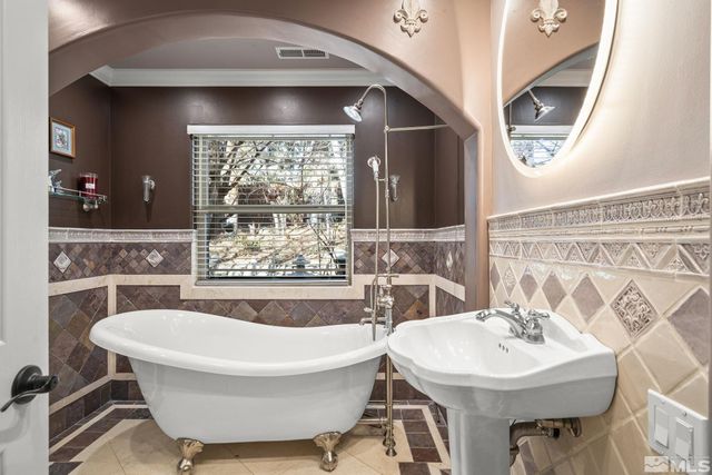 930 Spanish Springs Road, Sparks, NV 89434