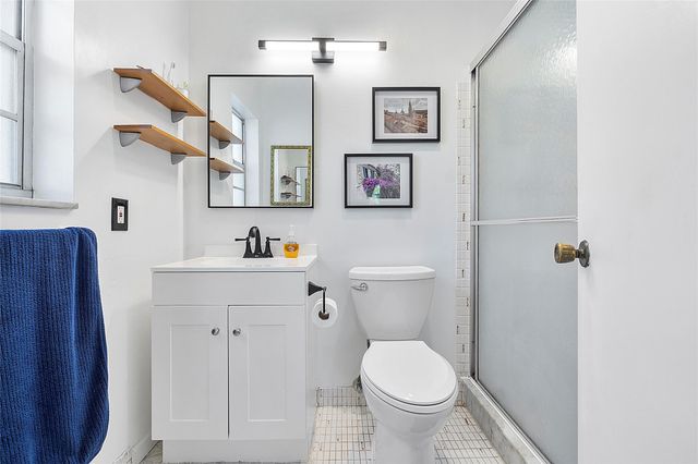 5621 SW 2nd Court 201, Margate, FL 33068