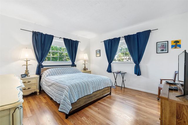 5621 SW 2nd Court 201, Margate, FL 33068