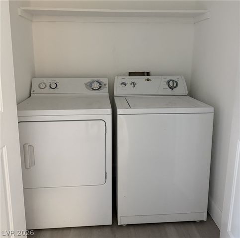 4200 VALLEY VIEW Boulevard 3043, Las Vegas, NV 89103