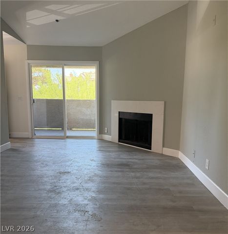 4200 VALLEY VIEW Boulevard 3043, Las Vegas, NV 89103