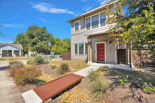 1162 N OLIVE ST, San Antonio, TX 78202