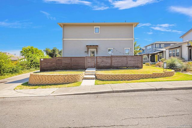 1162 N OLIVE ST, San Antonio, TX 78202