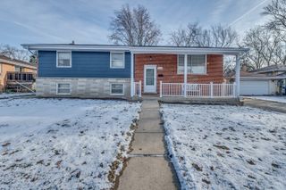 121 S Addison Road, Wood Dale, IL 60191