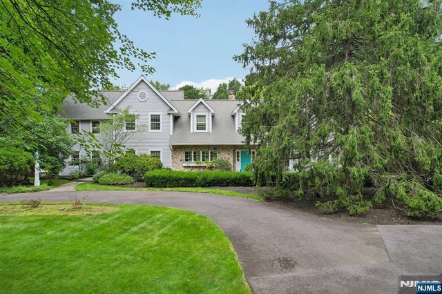 580 Brookside Avenue, Allendale, NJ 07401