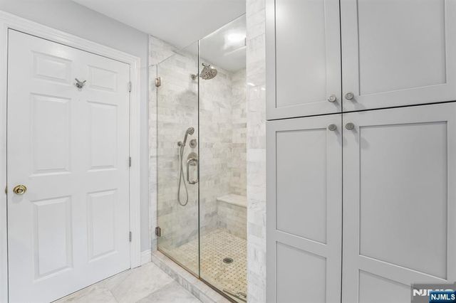 580 Brookside Avenue, Allendale, NJ 07401