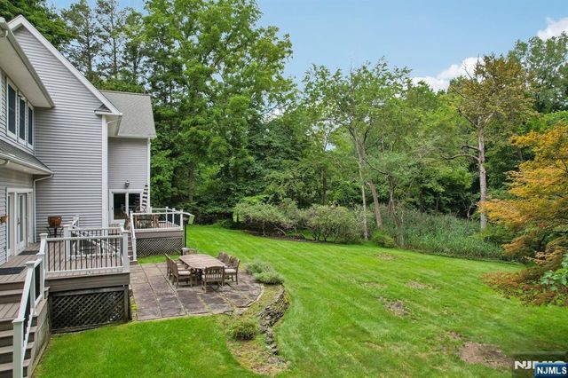 580 Brookside Avenue, Allendale, NJ 07401