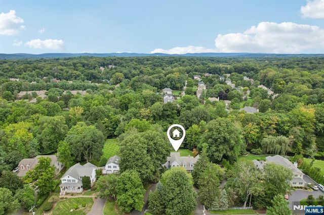580 Brookside Avenue, Allendale, NJ 07401
