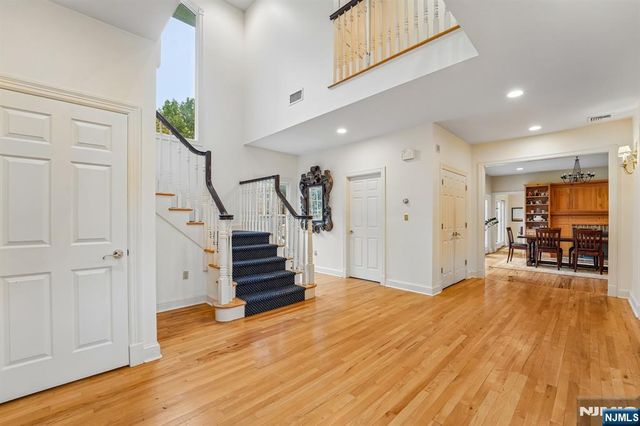 580 Brookside Avenue, Allendale, NJ 07401