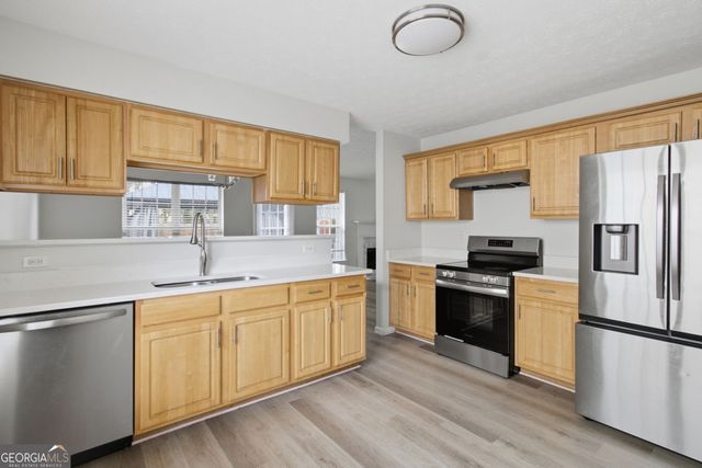 1295 Silverstone Trail, Jonesboro, GA 30238