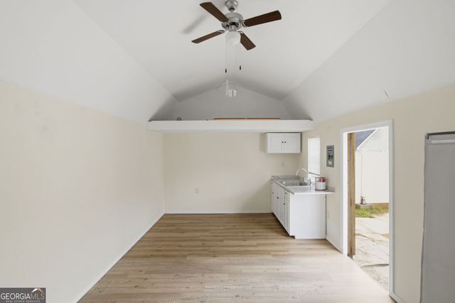 1295 Silverstone Trail, Jonesboro, GA 30238