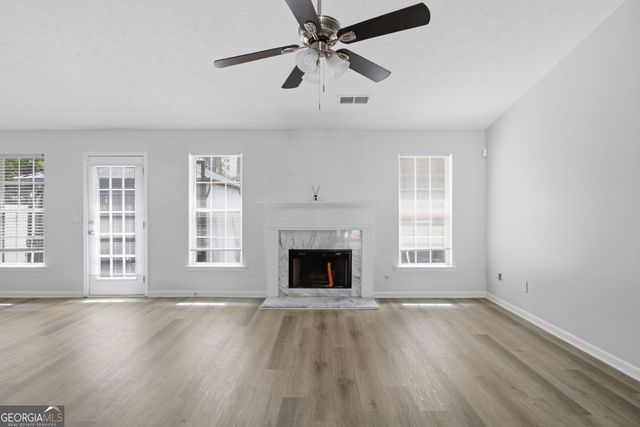 1295 Silverstone Trail, Jonesboro, GA 30238