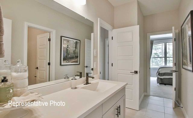 1301 Rothland Lane, Red Oak, TX 75154