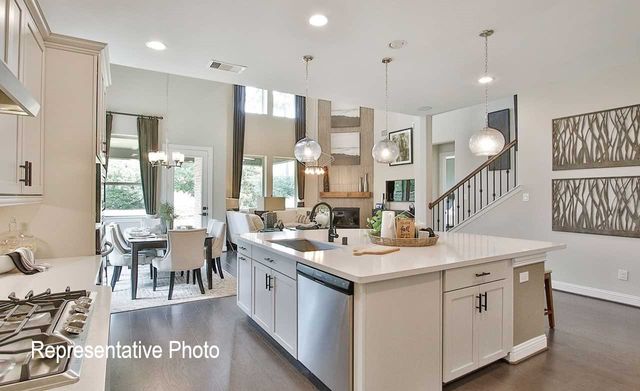 1301 Rothland Lane, Red Oak, TX 75154
