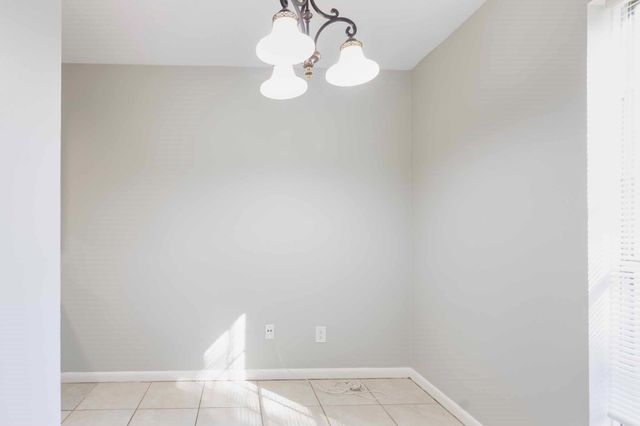 1510 S 8th Street, La Porte, TX 77571