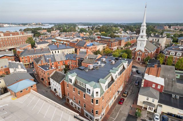 20 Ladd Street K, Portsmouth, NH 03801