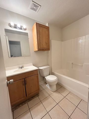 5018 Nell Street 5016, Fort Worth, TX 76119