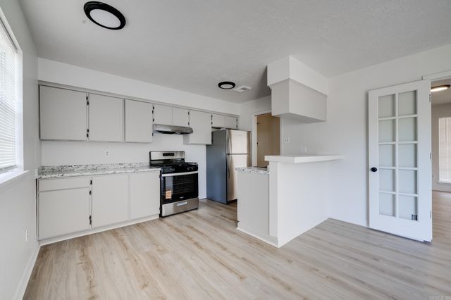 2619 Elkhart Dr, Little Rock, AR 72204