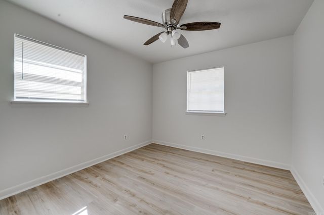 2619 Elkhart Dr, Little Rock, AR 72204