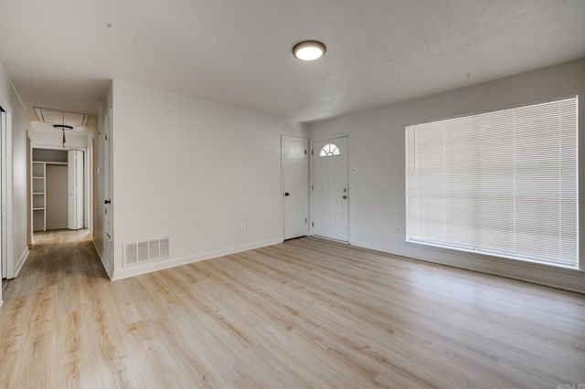 2619 Elkhart Dr, Little Rock, AR 72204