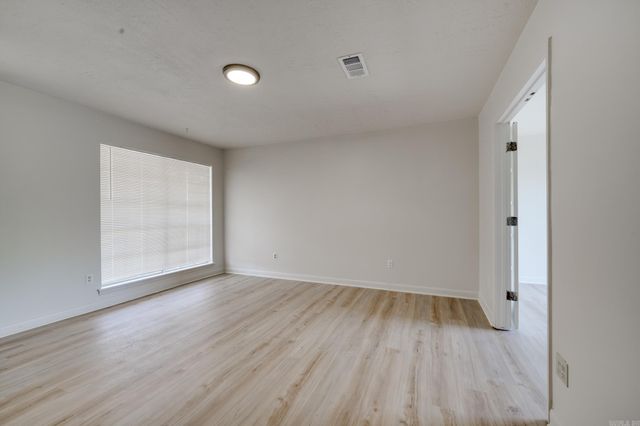 2619 Elkhart Dr, Little Rock, AR 72204