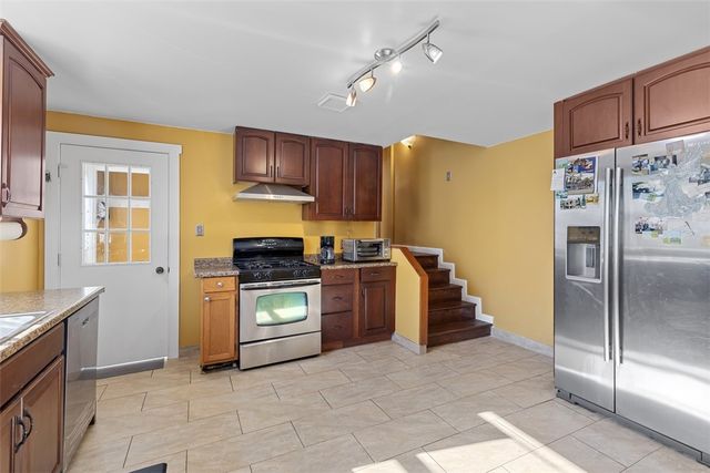 22 James Street, Shaler, PA 15223