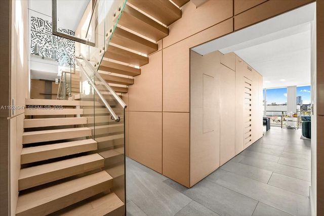 1201 20th St PH07, Miami Beach, FL 33139