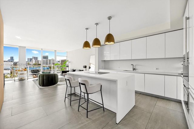 1201 20th St PH07, Miami Beach, FL 33139