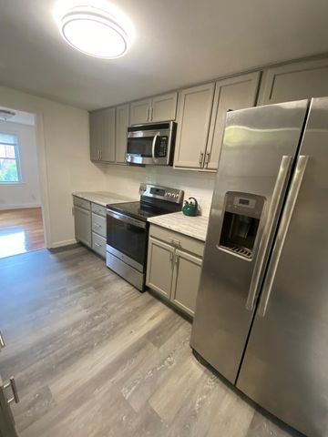 266 Lowell St, Wilmington, MA 01887