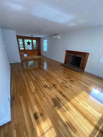 266 Lowell St, Wilmington, MA 01887