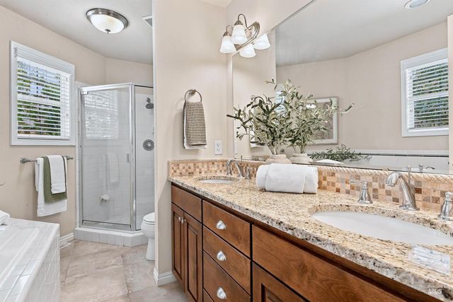 3706 N Lakegrove Pl, Boise, ID 83713