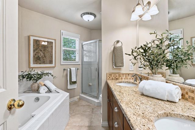 3706 N Lakegrove Pl, Boise, ID 83713