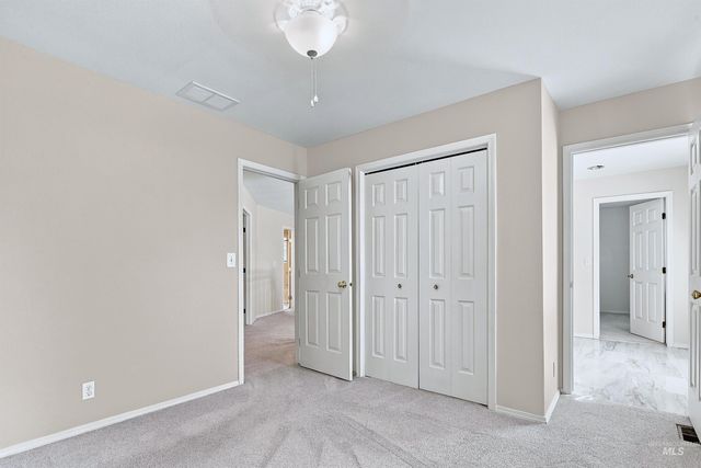 3706 N Lakegrove Pl, Boise, ID 83713
