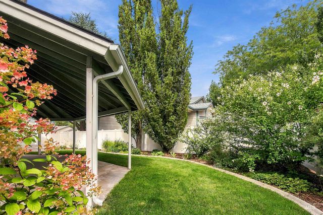 3706 N Lakegrove Pl, Boise, ID 83713