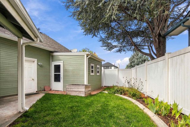 3706 N Lakegrove Pl, Boise, ID 83713