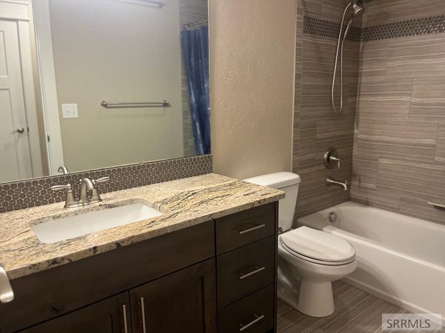 484 Double Eagle, Pocatello, ID 83204