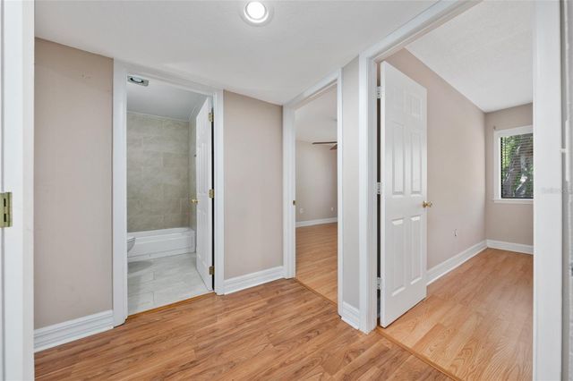 5973 WINDHOVER DRIVE E06, Orlando, FL 32819